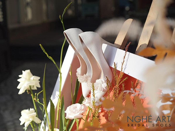 Sự Kết Hợp Hoàn Hảo Với Giày Ăn Hỏi Tại Nghé Art Bridal Shoes