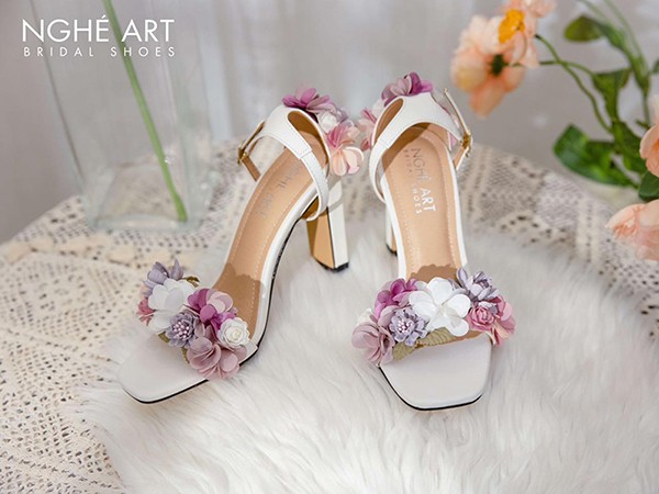 Giày Cưới Hiện Đại: cùng nhìn lại hành trình Nghé Art Bridal Shoes bước theo xu hướng