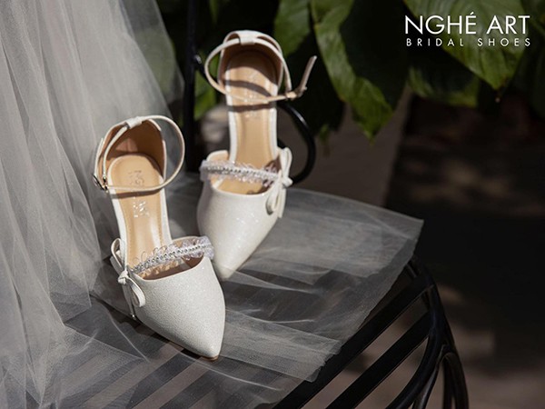 Giày cưới dành cho nàng điệu đà