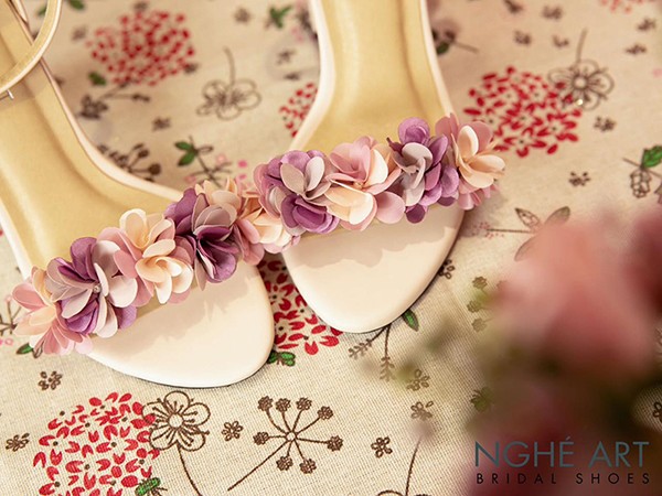Nghé Art - Guốc Cưới Cho Cô Dâu: Nâng Tầm Vẻ Đẹp Cho Nàng Ngày Trọng Đại