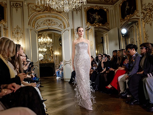Nghé Art Đồng Hành Cùng Linh Nga Couture Tại Paris Fashion Week