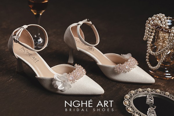 Giày cưới Nghé Art nhũ xước đính hoa pha lê 339NHU - Trắng - 7 phân