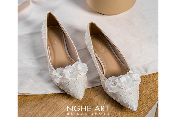 Giày cưới Nghé Art búp bê bệt ren hoa nhũ trắng 529-194-1P-NHU-TRANG - Trắng - 1 phân